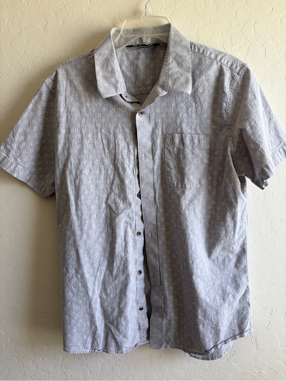 Travis Mathew Light Gray Short-Sleeve Button-Down Shirt